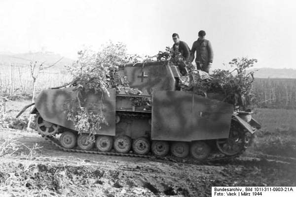 Brummbär: Sturmpanzer IV Brummbär: Sturmpanzer IV