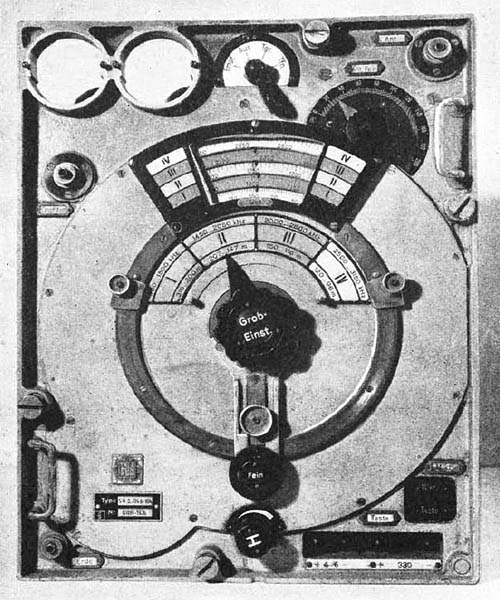 Two-man pack transmitter radio. Two-man pack transmitter radio.